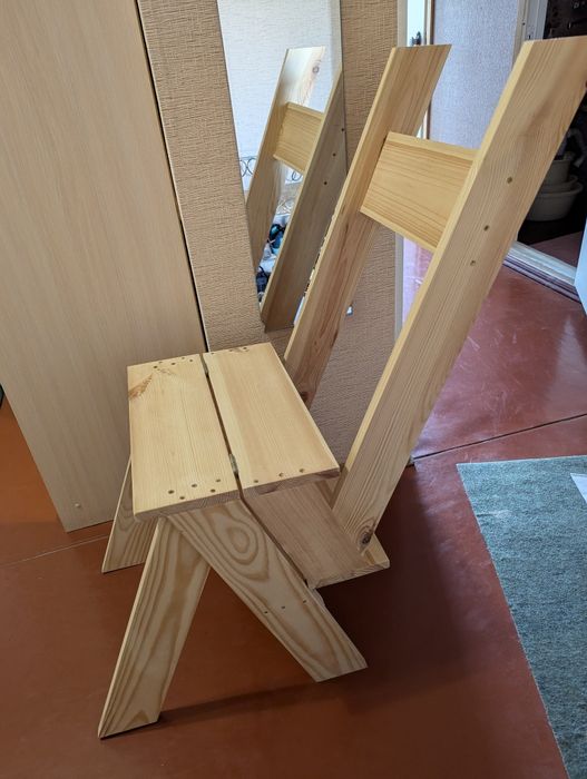 Дерев'яний стілець-драбина, стремянка