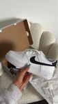 Nike air force 1 biale rozmiar 36,5 23,5 cm