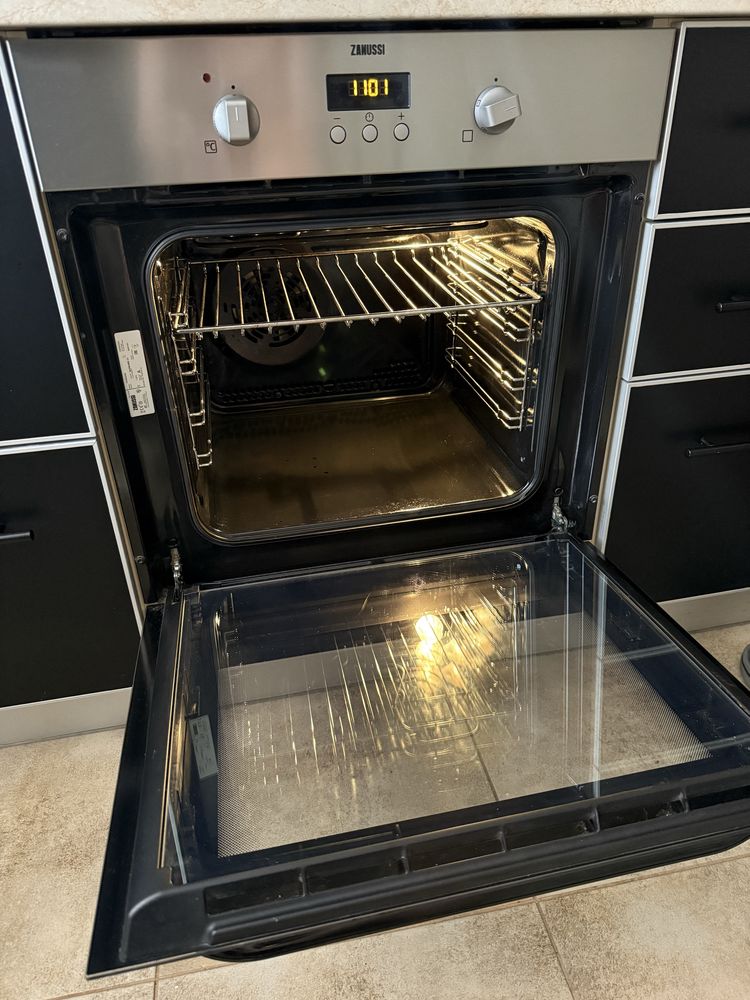 Варильна поверхня газова та Духова шафа Zanussi