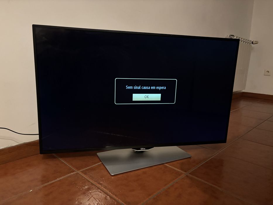 TV Qilive LED 43” — Excelente estado