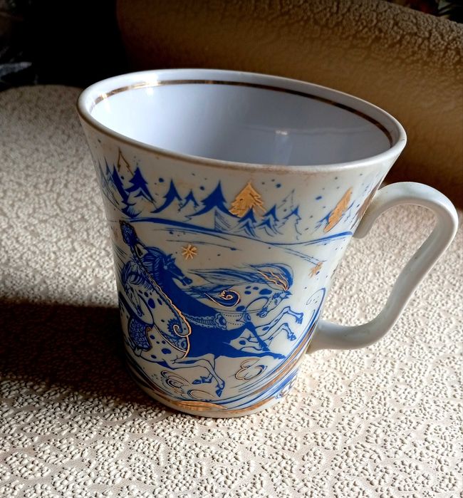 Чашка, кружка новорічна