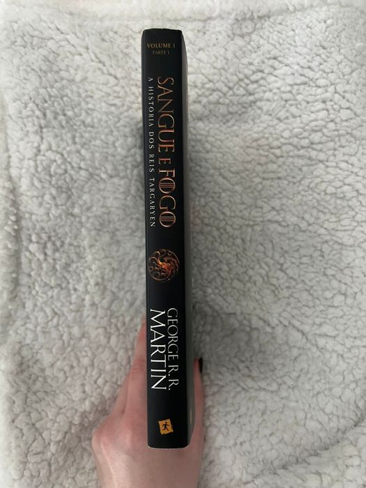 Livro Sangue e Fogo - George R.R. Martin - Português