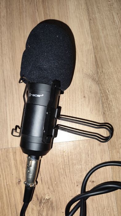 Mikrofon Tracer  .