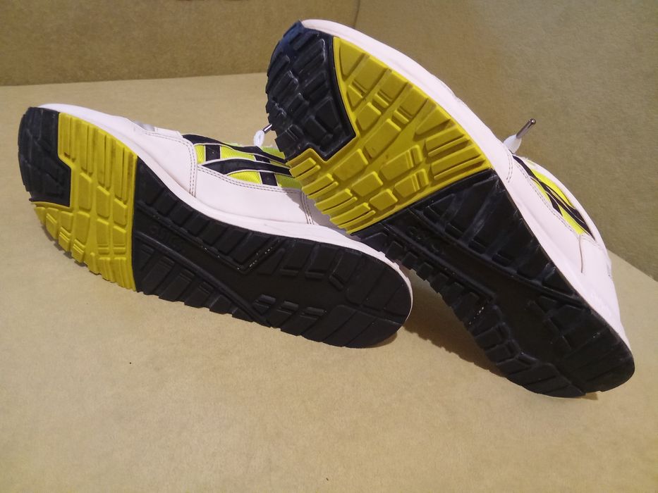 Кроссовки ASICS Gelsaga. 47. 30 см.