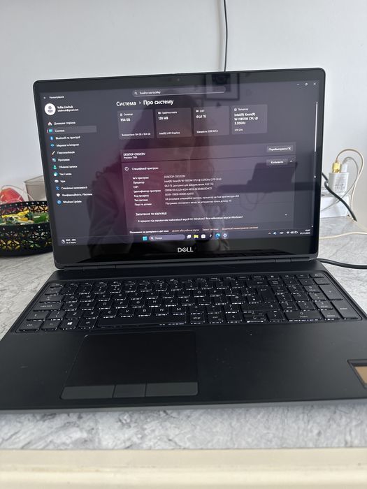 ноутбук Dell Precision 7560