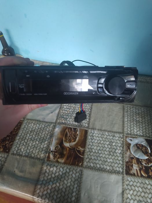 Sprzedam radio samochodowe