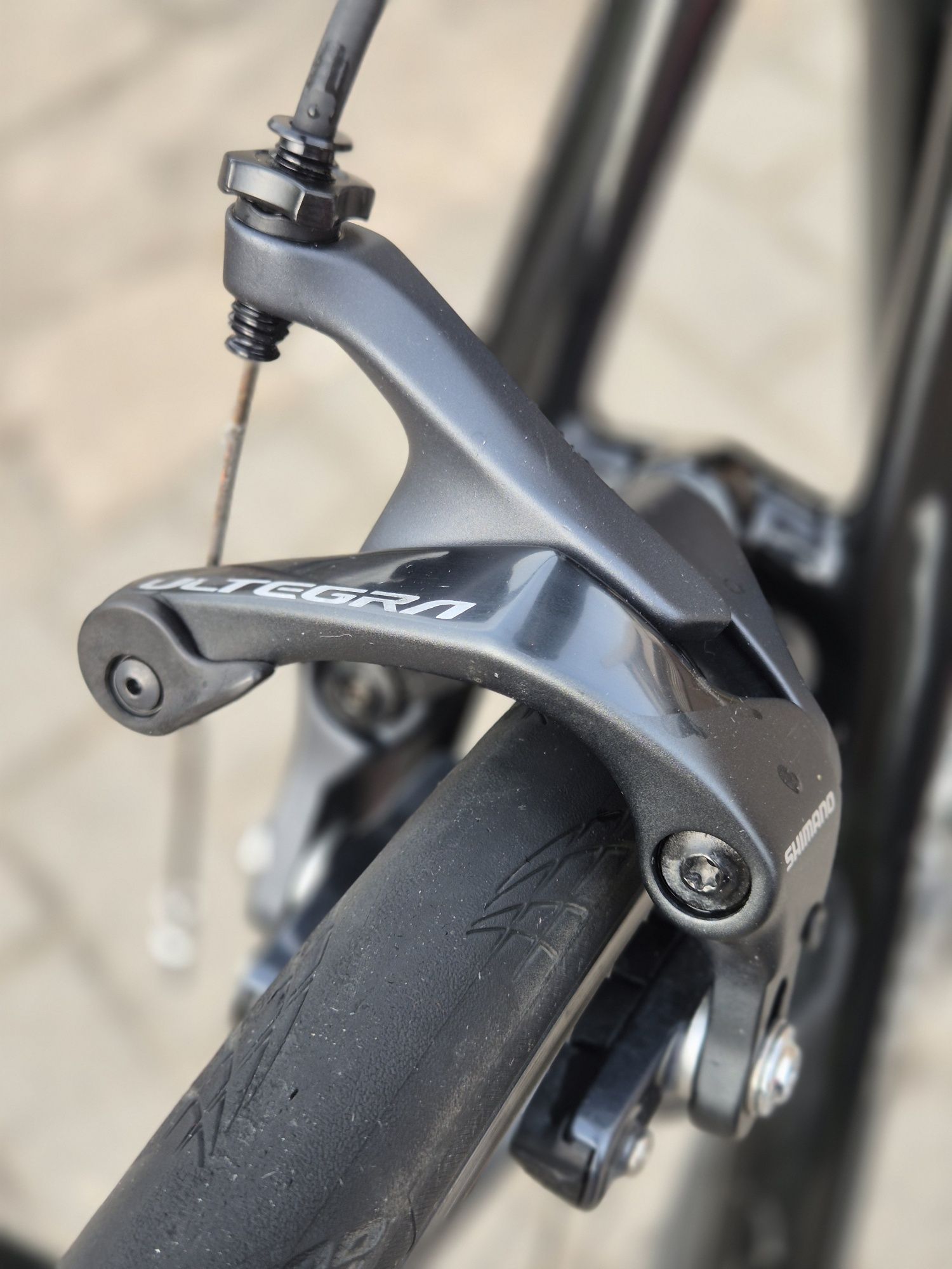 Focus izalco race 9.8 ultegra, koła vision