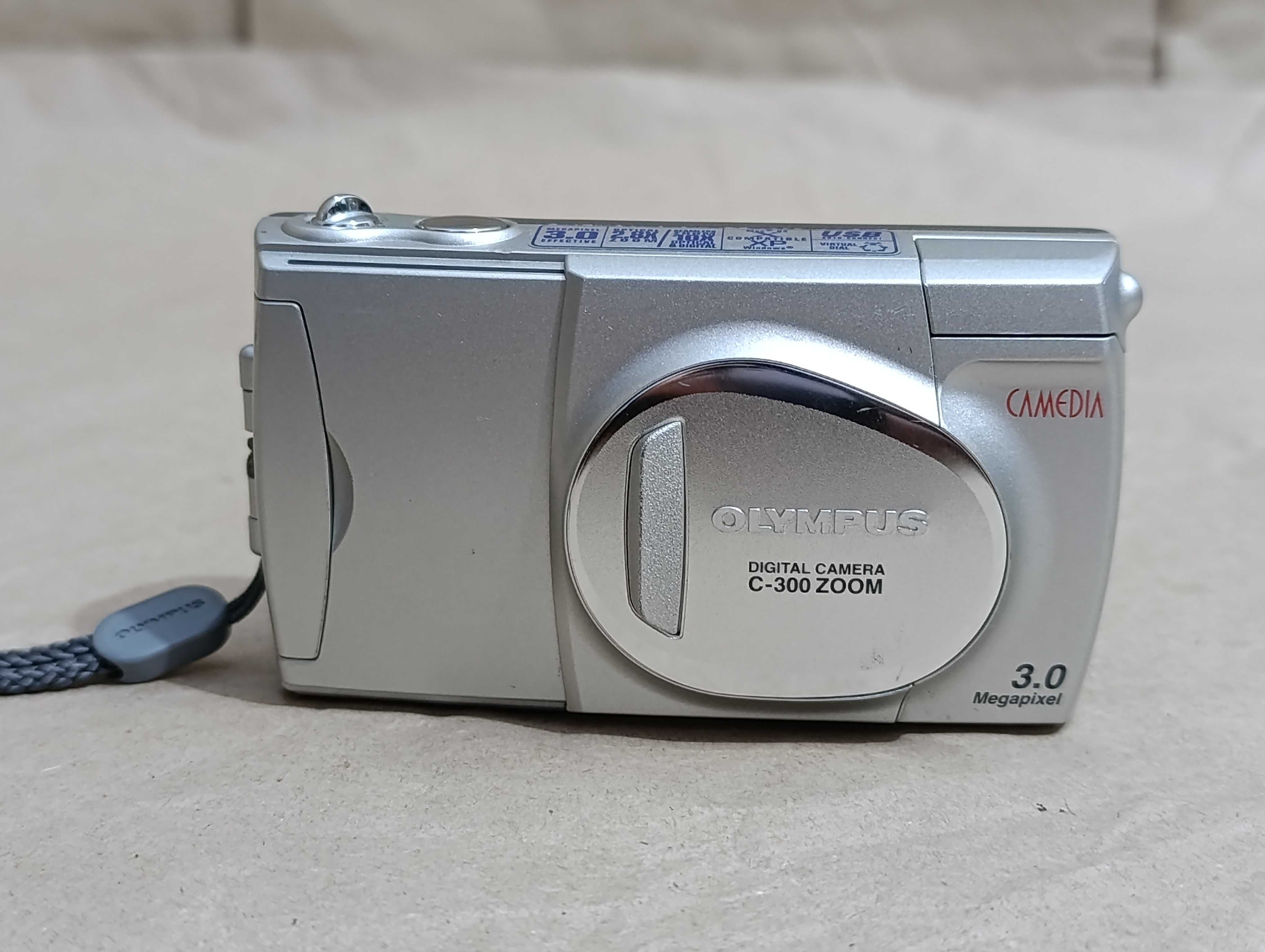 Фотоаппарат Olympus Camedia C-300 Zoom 3-мегапиксельная камера
