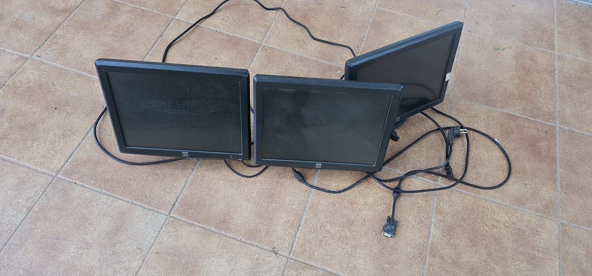 БУ Монитор 15" сен- сорный POS-монитор ET1515L-8CEC-1-GY-G, 1024x768