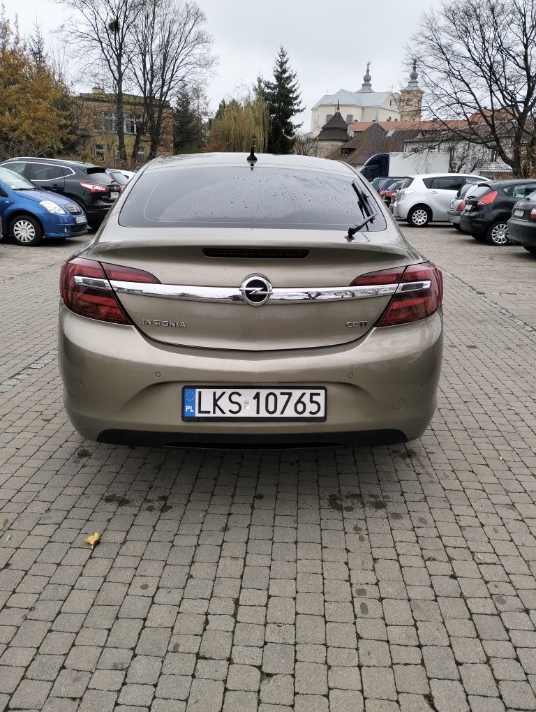 Opel Insignia bogata wersja
