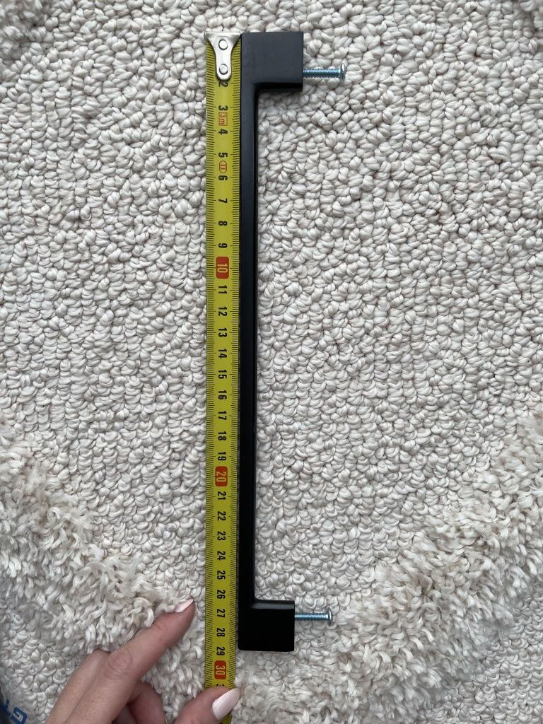 Uchwyt Meblowy 14szt. UZ 819 Techno 256 Czarny Mat