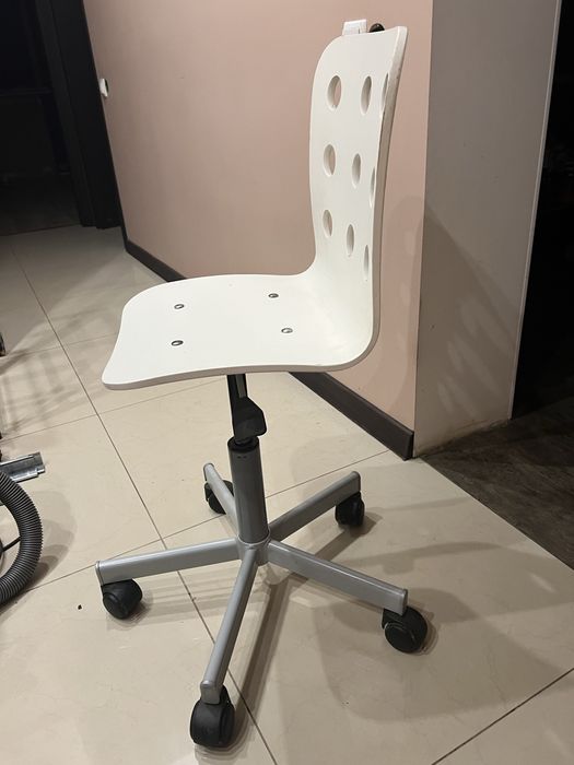 Стілець дитячий