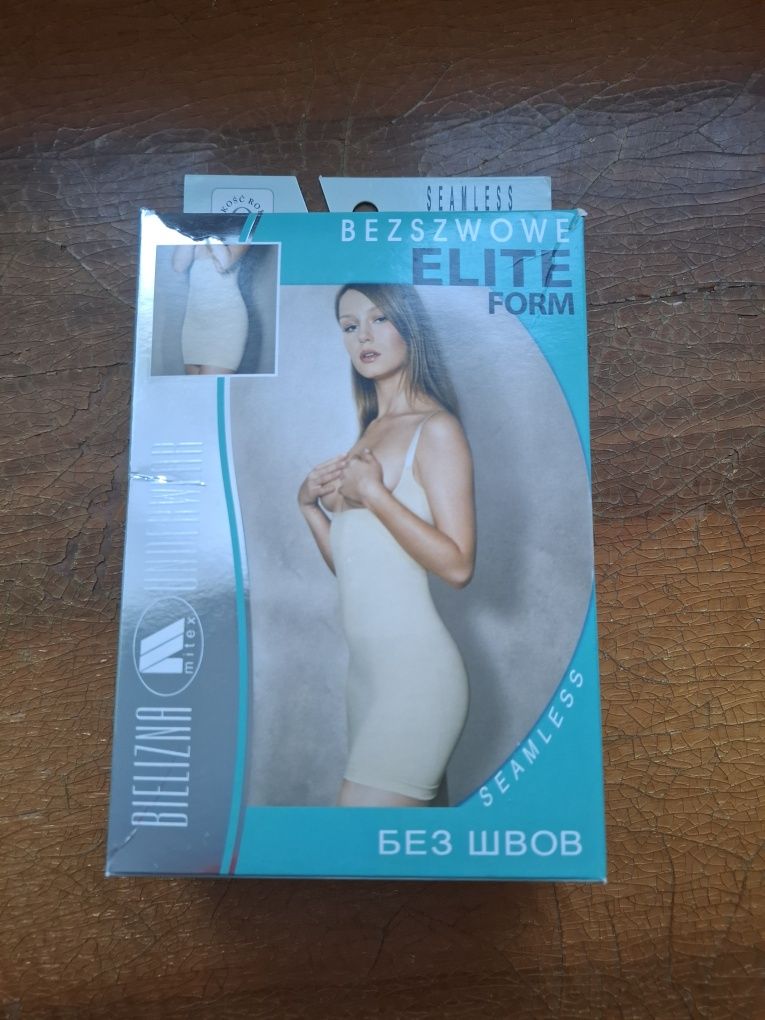 Bielizna bezszwowa, modelująca