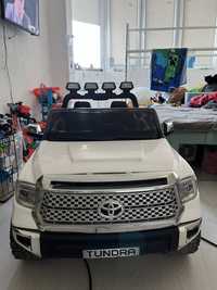 Электромобиль Toyota Tundra