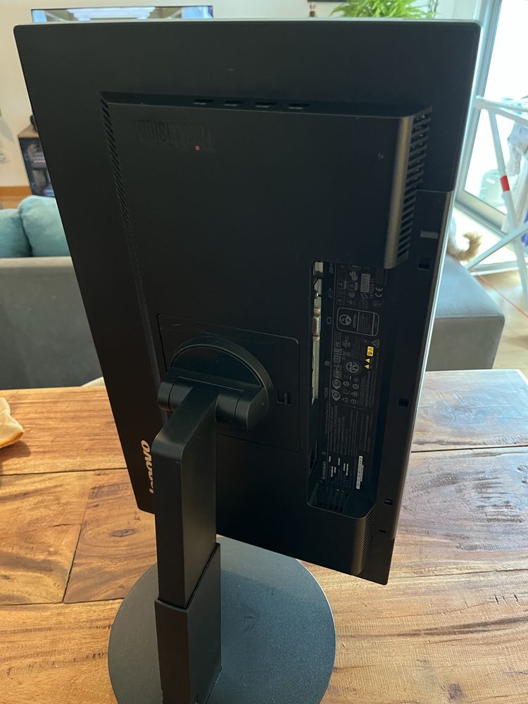Monitor Lenovo ThinkVision T2224pD - 21,5’’
