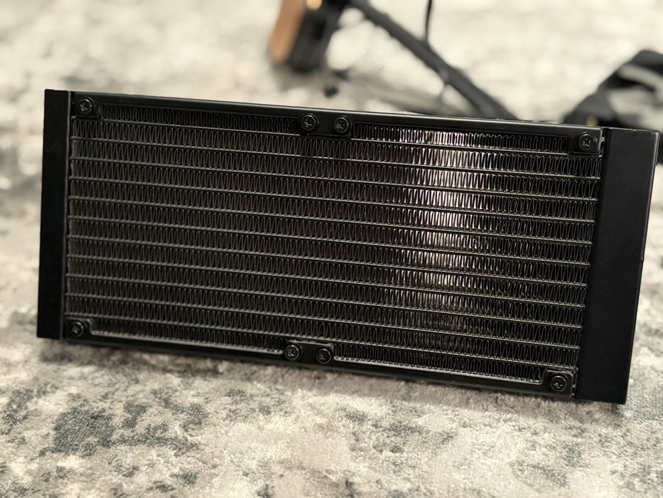 Водяне охолодження Corsair iCUE H100i RGB Pro XT (CW-9060043-WW)