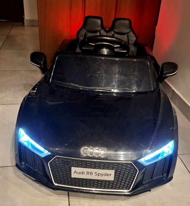 Audi R8 HL1818 dla dzieci na akumulator