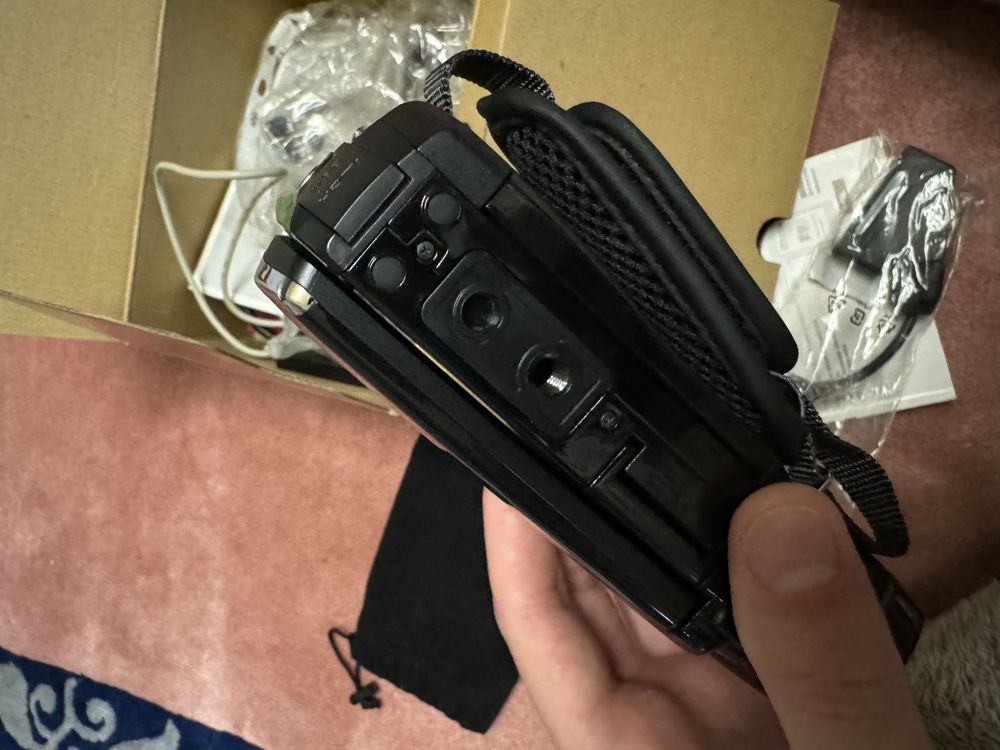 DXG DVX5F9 3D видеокамера Новая