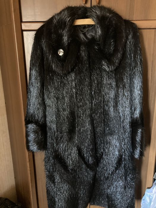 Продам шубу из нутрии
