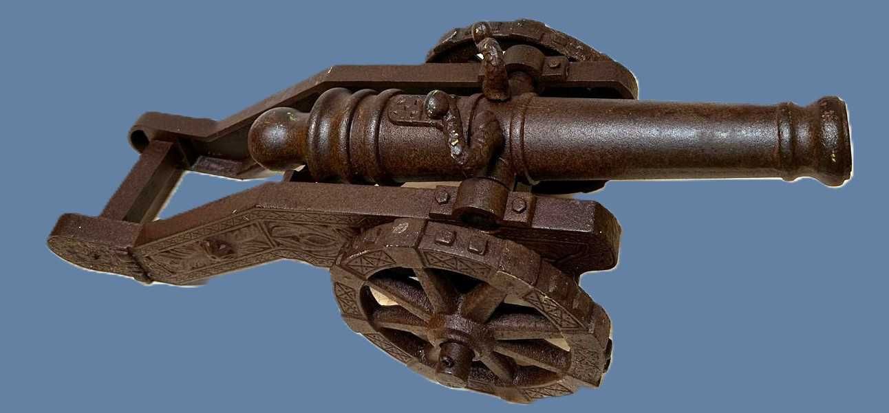 Canhão antigo em ferro fundido, replica, pesado e robusto