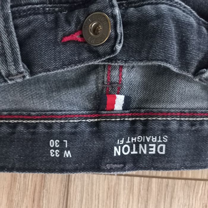 Tommy  Hilfiger- spodnie męskie jeans-33/30-L