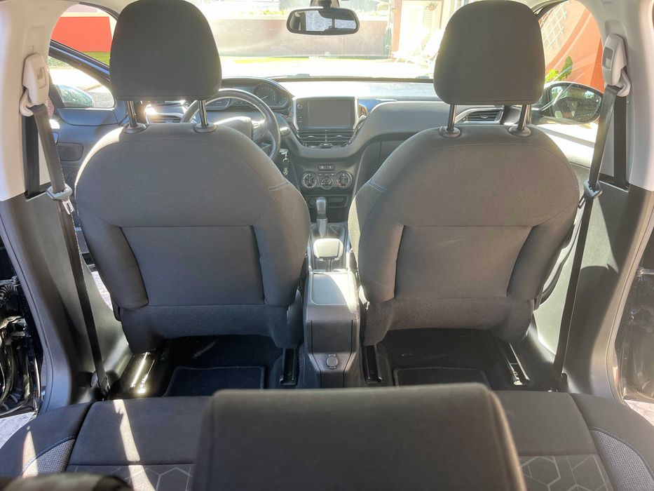 Peugeot 2008 PureTech Style — foto 5