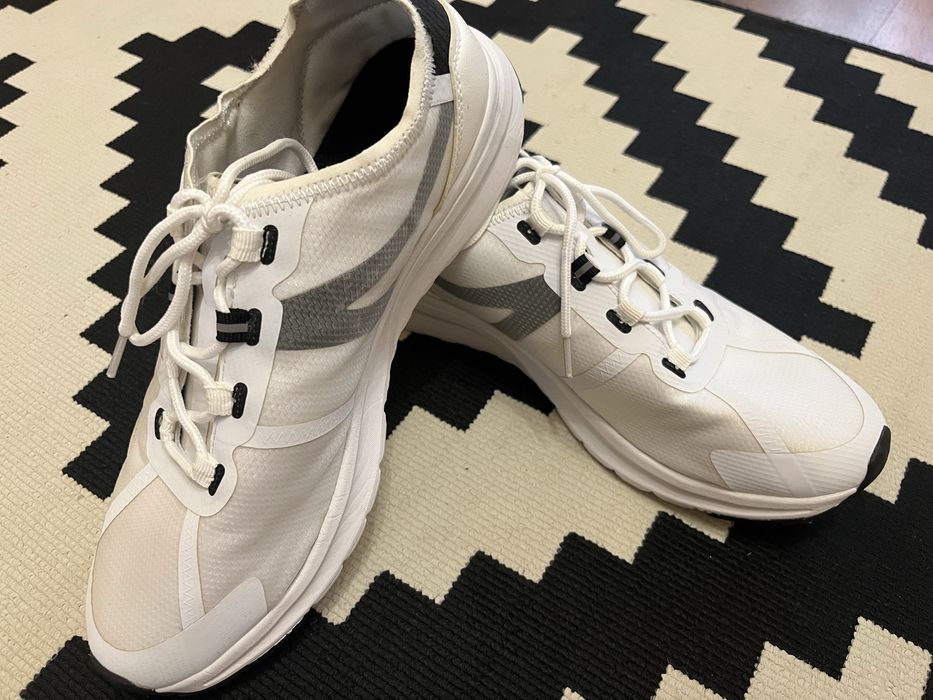 Чоловічі кросівки