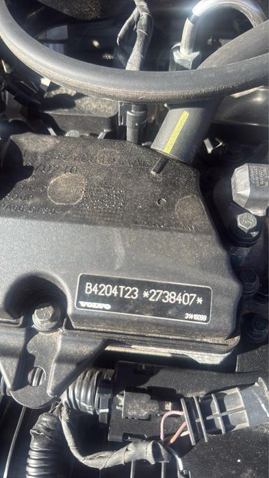 Двигун мотор B4204T18 B4204T23 volvo xc40 s60 v60 xc60
