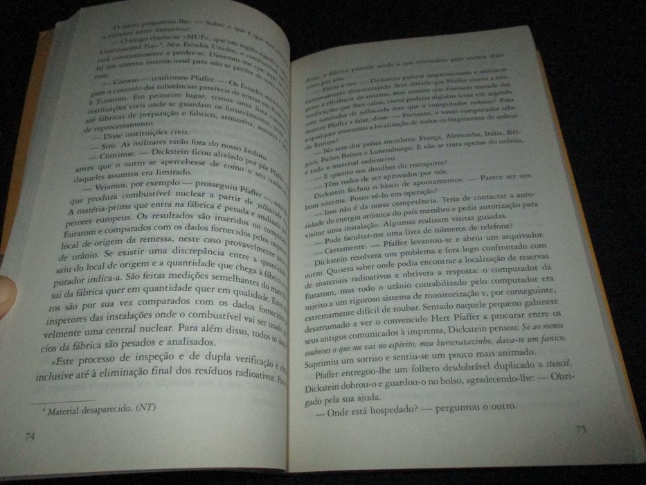 Livro Triplo Ken Follett Editorial Presença