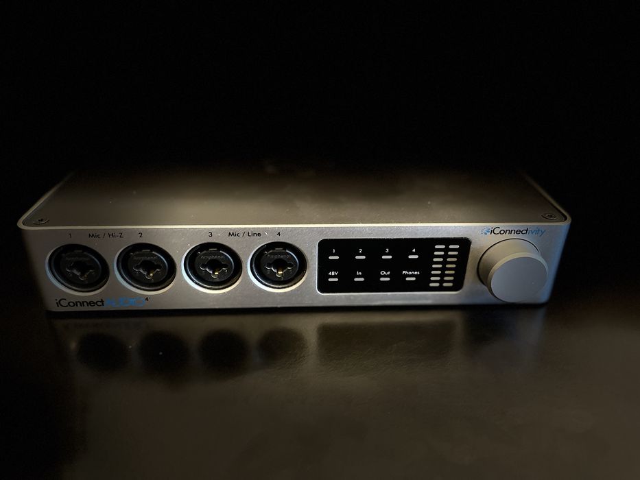 Interface IConnect audio 4+