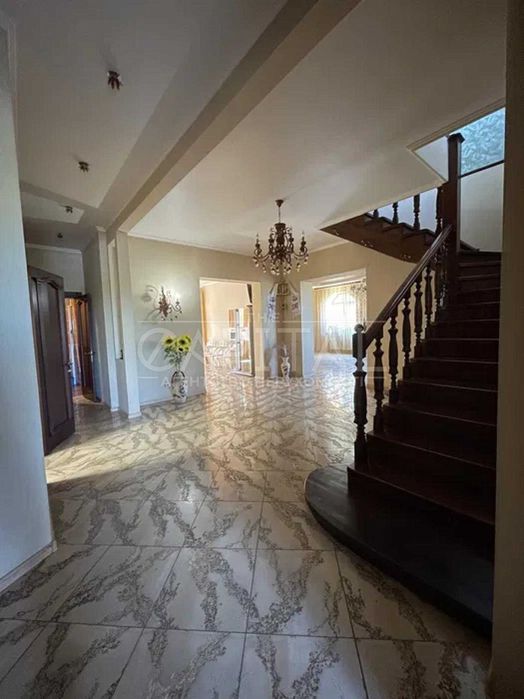 Аренда 3-этажного дома, Жуляны