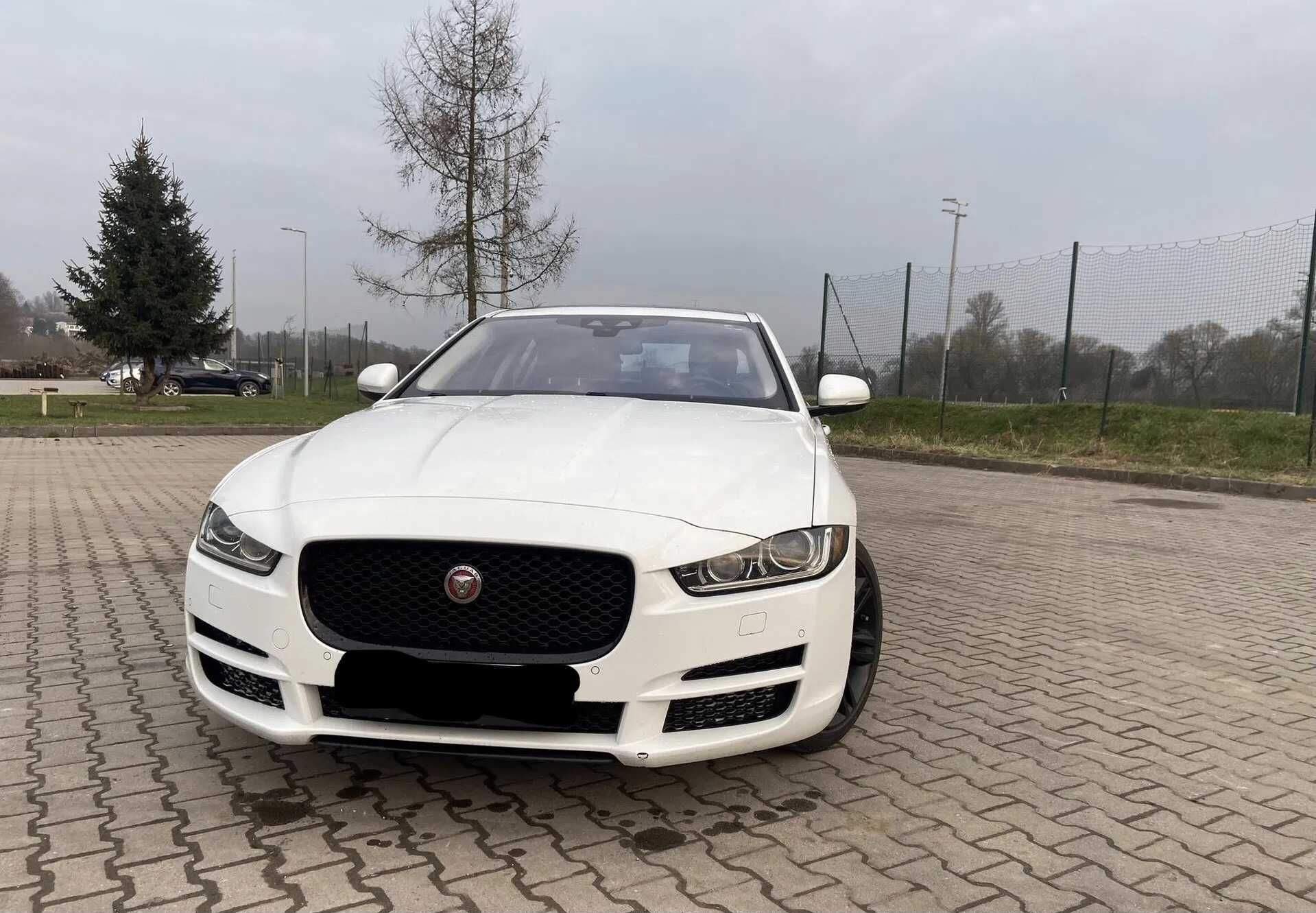 Jaguar XE 2.0 T Prestige