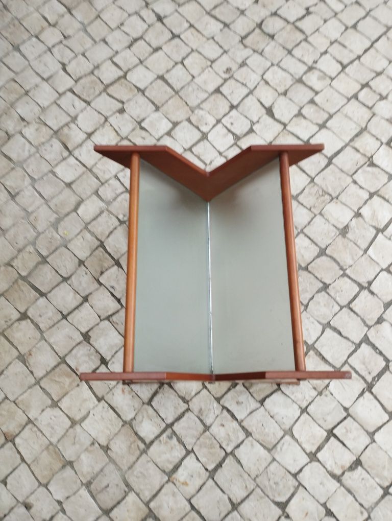 Porta revistas em madeira