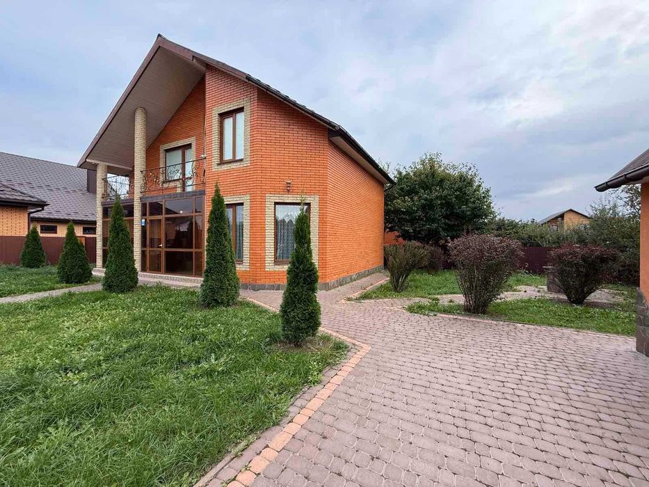 Продаж будинку на Старому місті