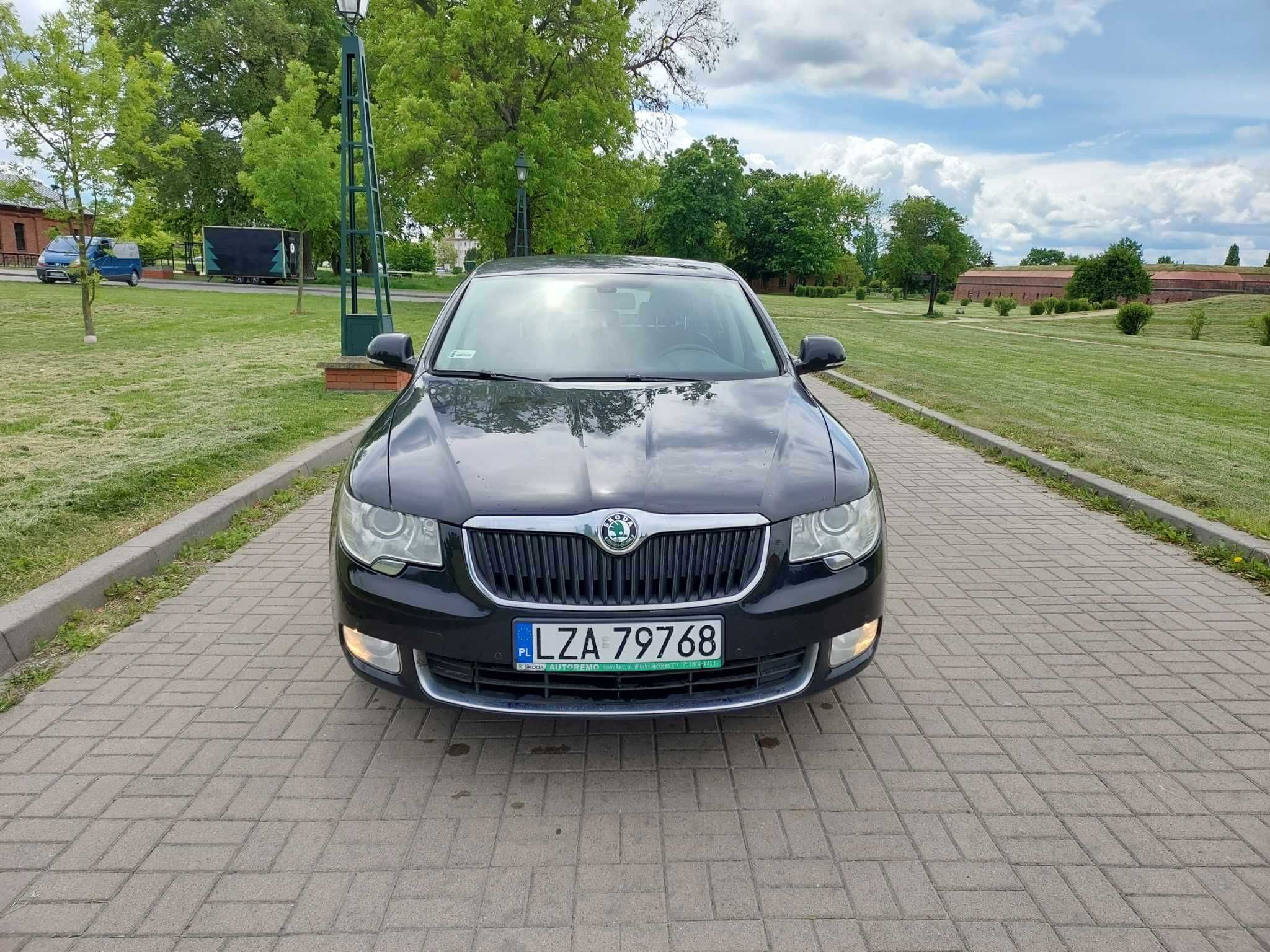 Skoda Superb Samochód osobowy