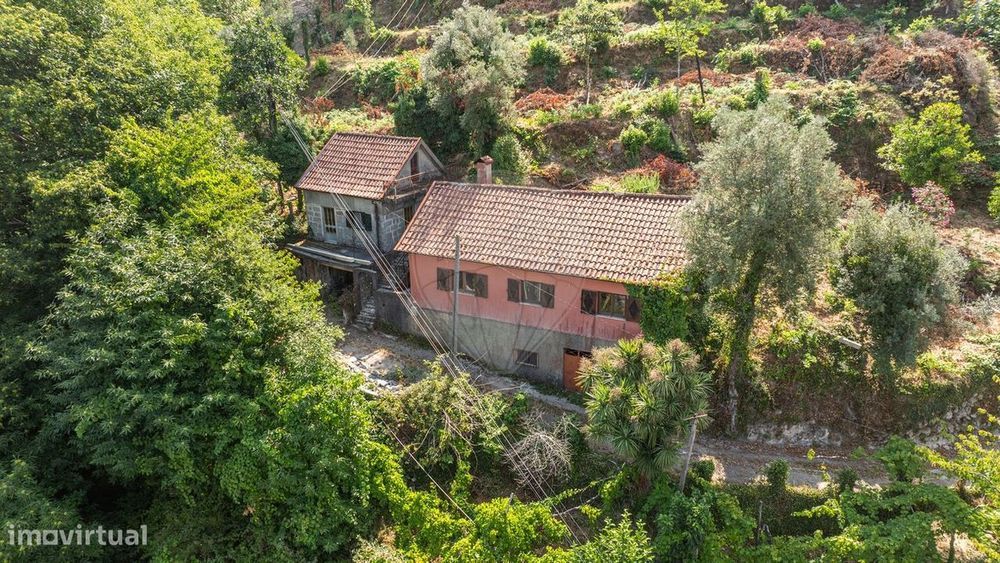 Moradia T4 para venda