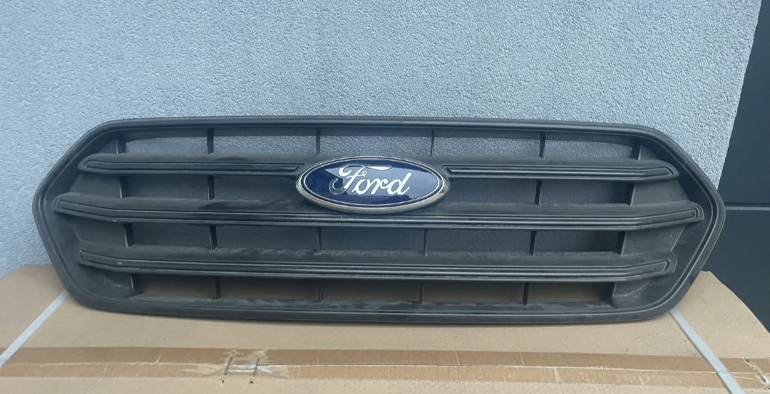 Nowa Atrapa/gril  ford transit custom