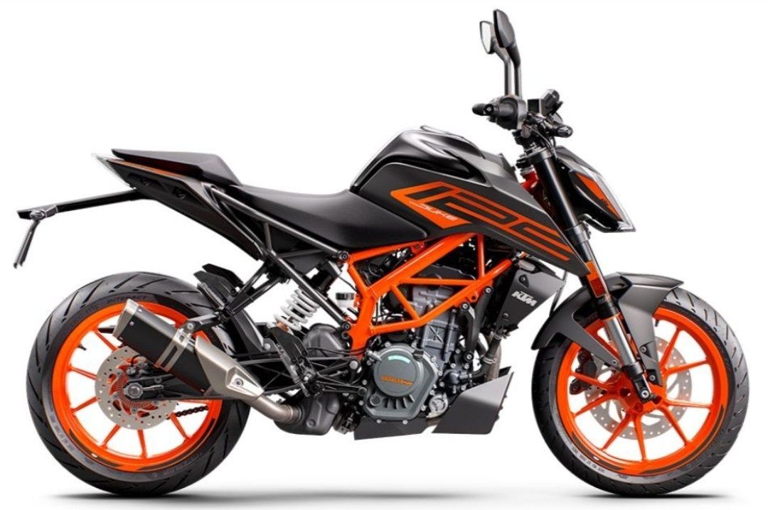 KTM Duke 125 mały przebieg z Polskiego salonu