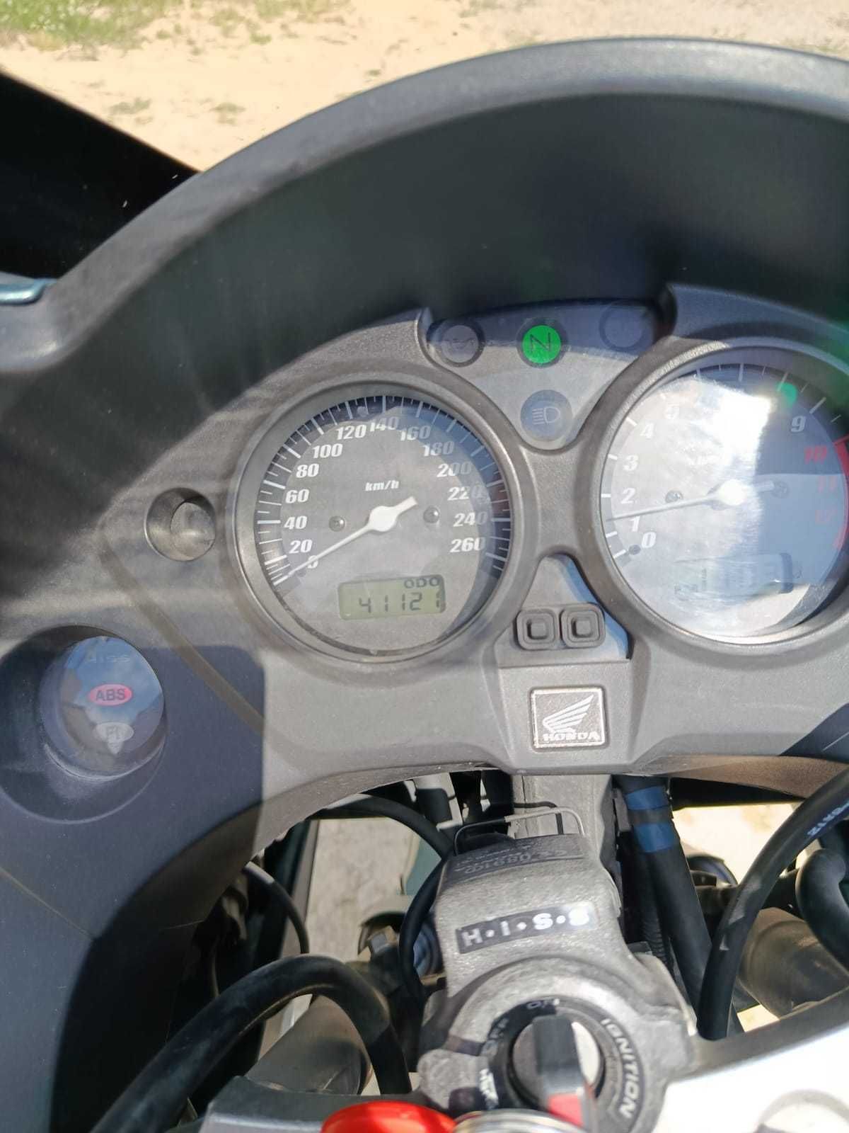 Moto Honda CBF 1000