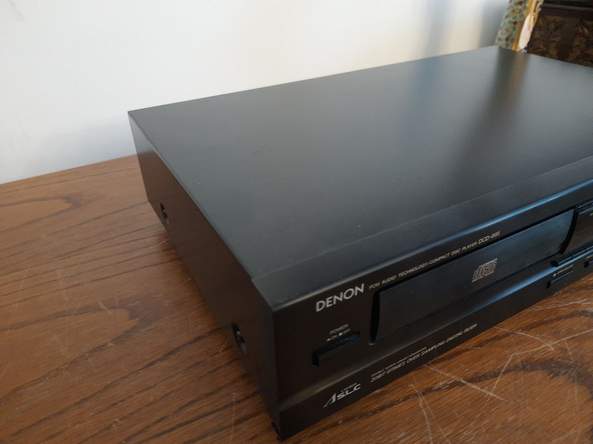 Odtwarzacz CD  Denon DCD 695 plus pilot .