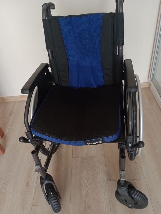 Wózek inwalidzki D200 30° praktycznie nowy