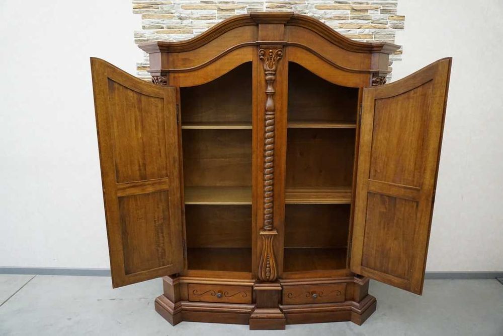 Szafa Orzechowa dwudrzwiowa szer. 153 cm   -10% -10%  (p-1072)