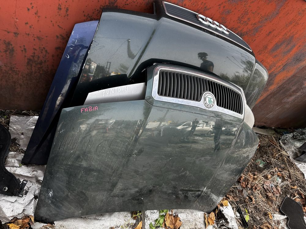 Maska Fabia I Pokrywa Silnika