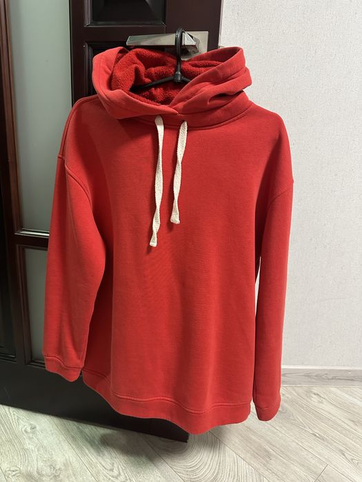 Червоний спортивний костюм розмір С