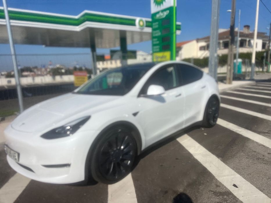 Tesla Model Y Performance Tração Integral