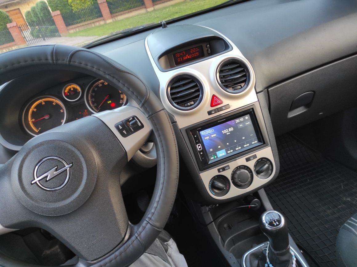Opel Corsa 1.3 multijet 2008r