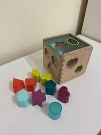Розвиваюча дерев'яна іграшка сортер Battat Чарівний куб