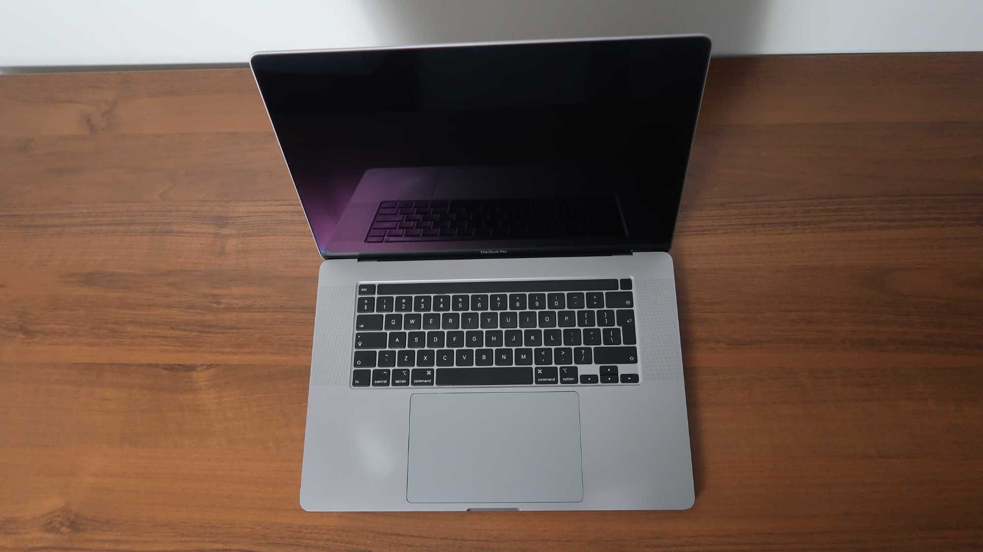 Macbook Pro 2,6Ghz i7 32GB RAM 500GB 16''