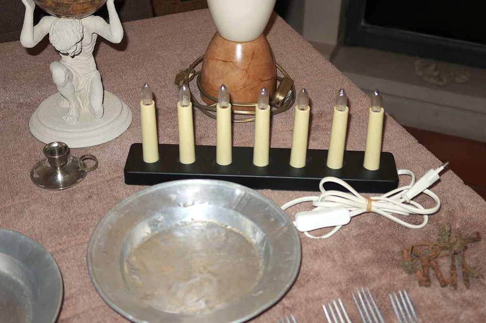 Antiguidades estátuas candeeiros vintage