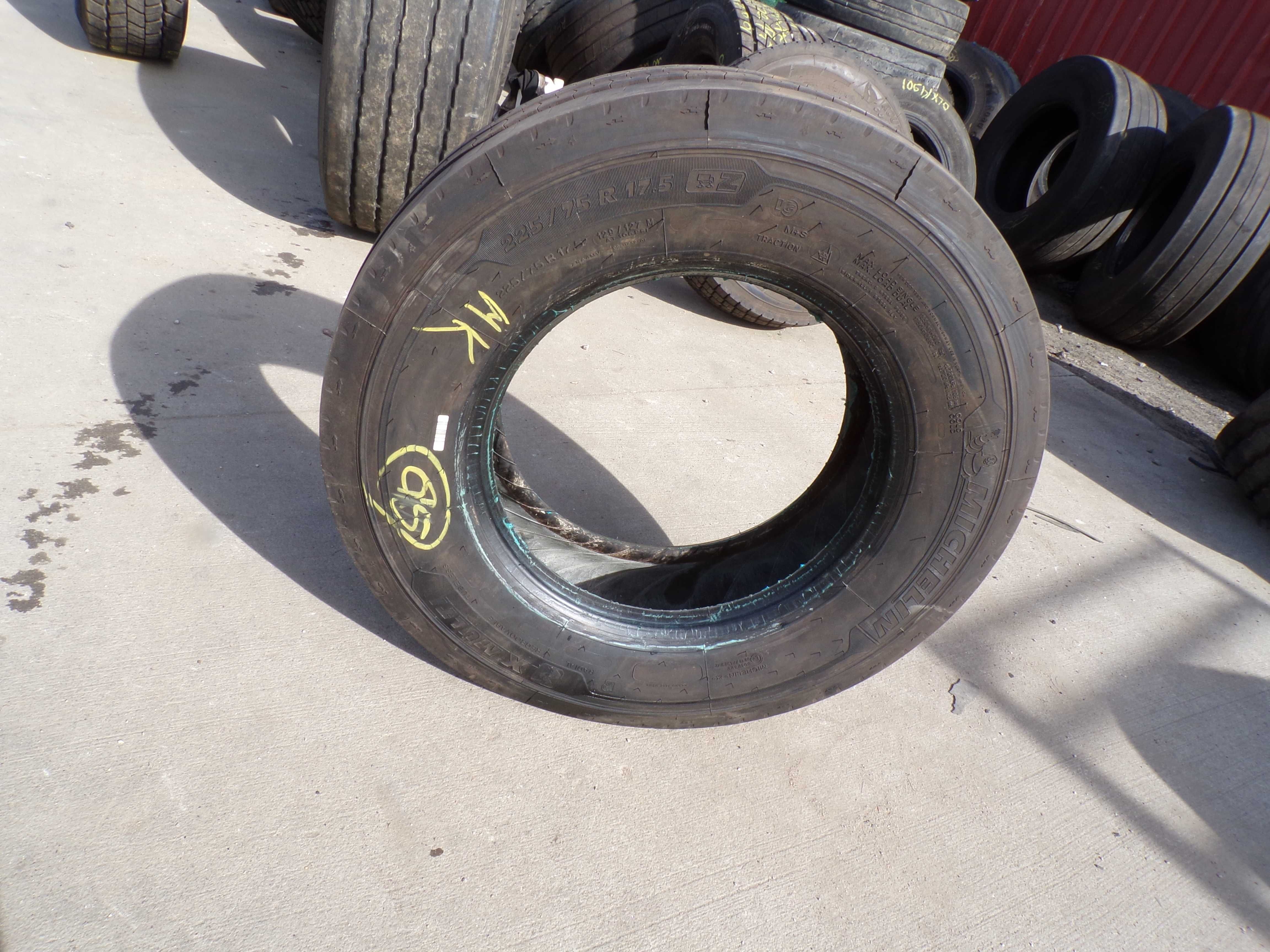 Opona 225/75R17.5 MICHELIN X MULTI Z (630 netto)